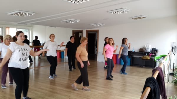 Mürüvvet Line Dance - Ankara Zumba - 2. Fotoğraf