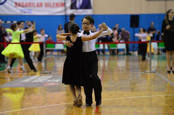Emir Kaya Dans Okulu - Ankara Zumba - 1. Fotoğraf