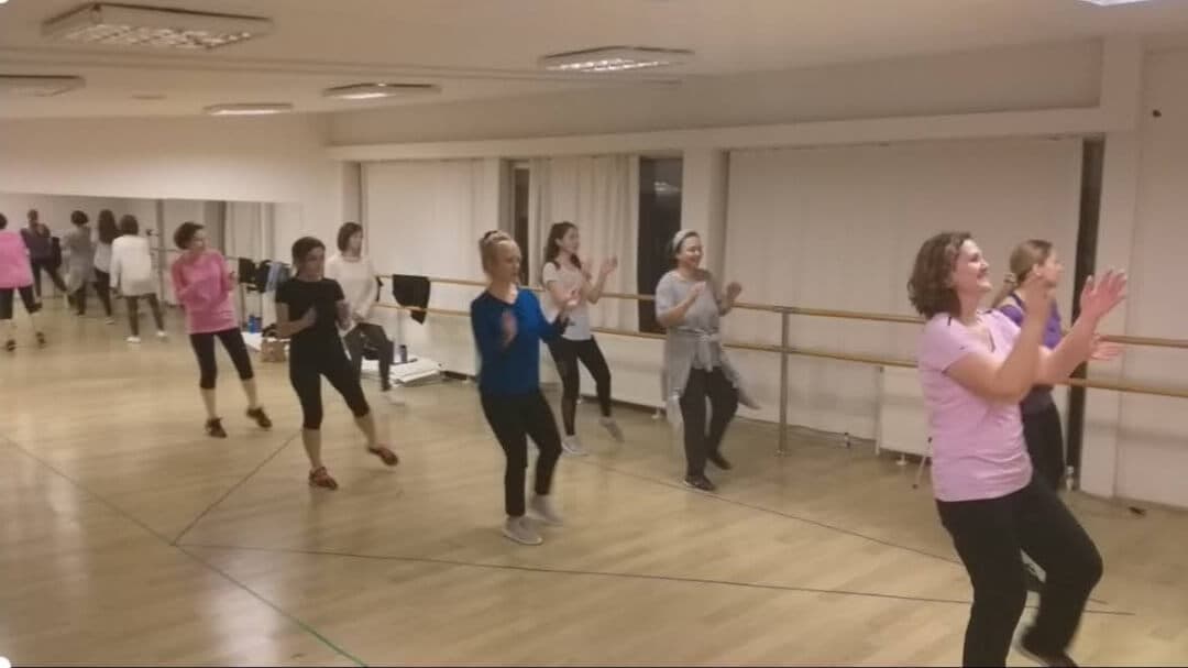 Mürüvvet Line Dance - Yıldız - Ankara Zumba - 2. Fotoğraf