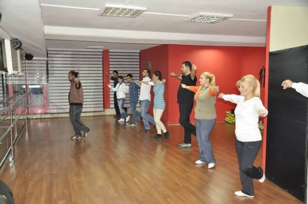 Armoni Dans ve Müzik Akademi - 8. Fotoğraf