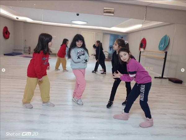 Broadway Sanat Akademi - 1. Fotoğraf