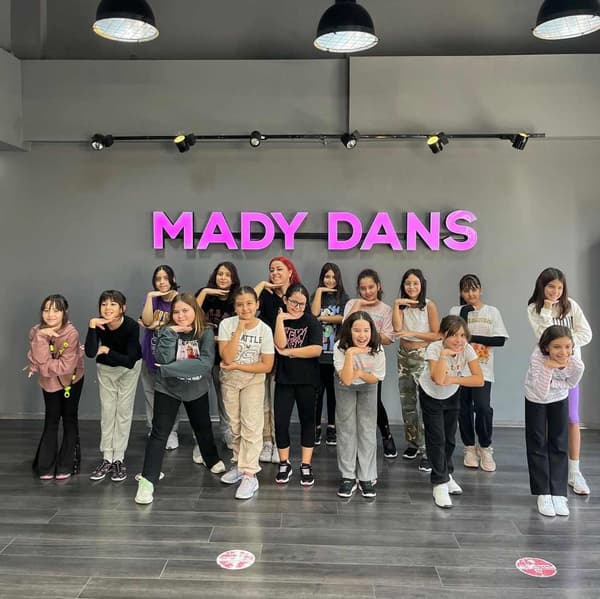 Mady Dans ve Bale - 18. Fotoğraf