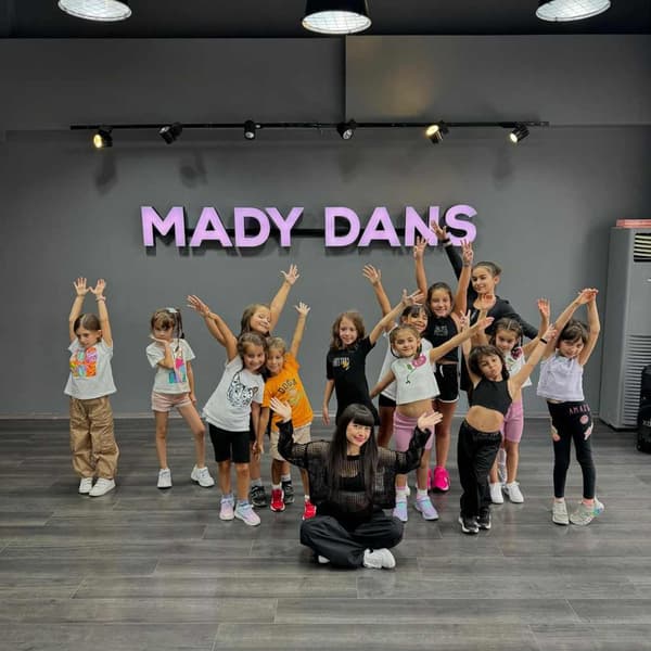 Mady Dans ve Bale - 11. Fotoğraf